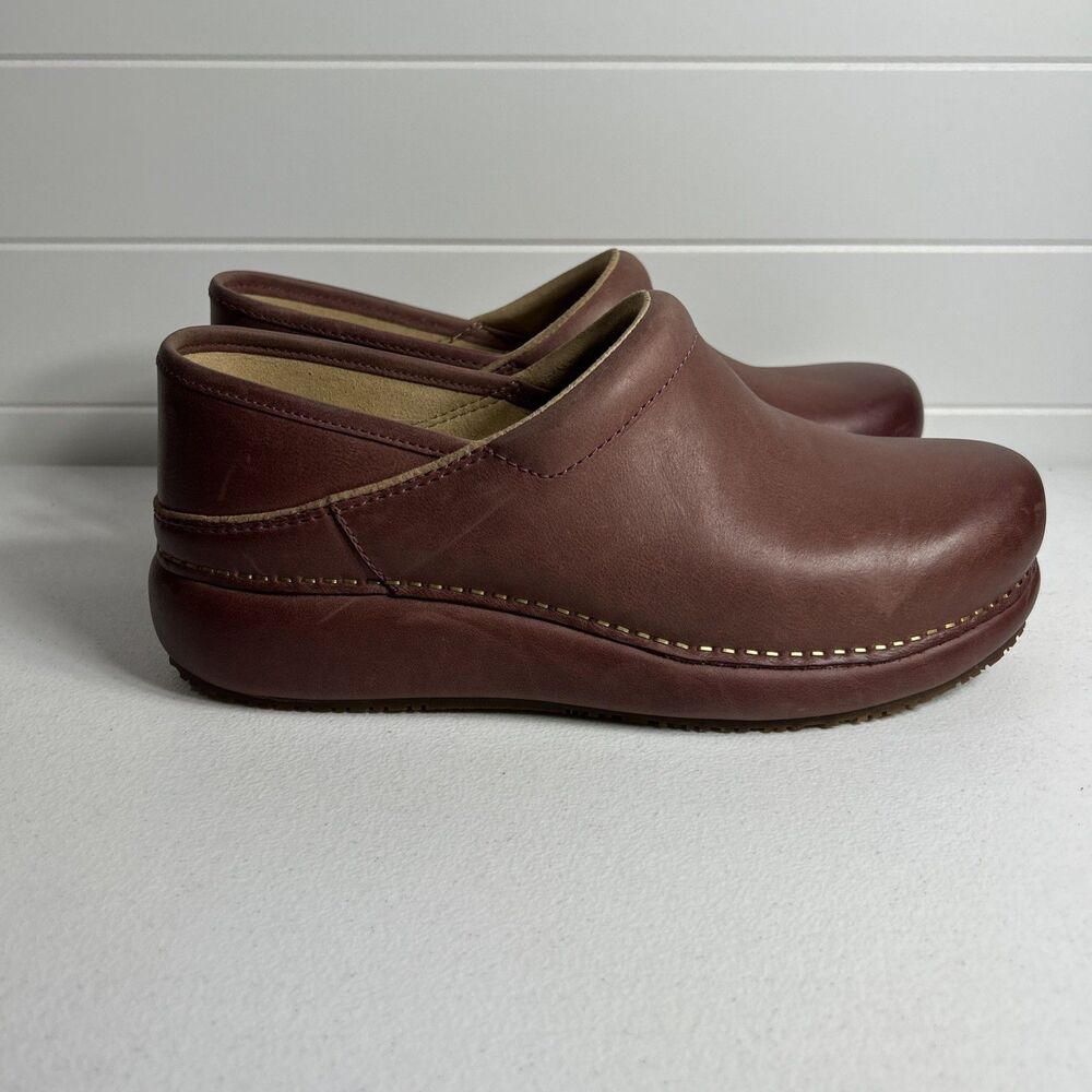 Dansko Women's Clogs Size 41/10-10.5 Rose Brown Platform Pro Nubuck Leather